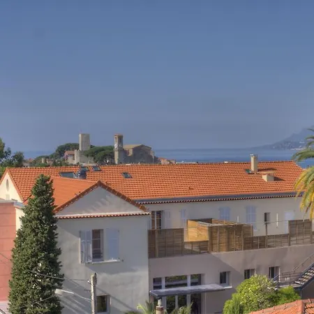 Beau 2 Pieces 3 Etoiles Vue Et Montagnes Garage Prive Cannes