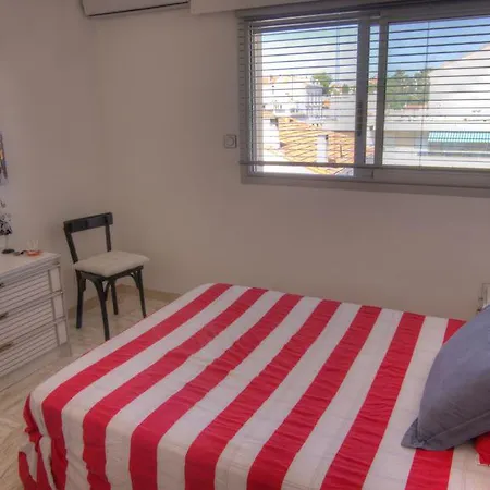 Beau 2 Pieces 3 Etoiles Vue Et Montagnes Garage Prive Cannes